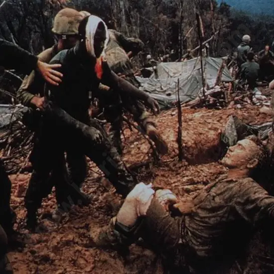 BURROWS, Larry (1926-1971) - South of the DMZ, South Vietnam -1966