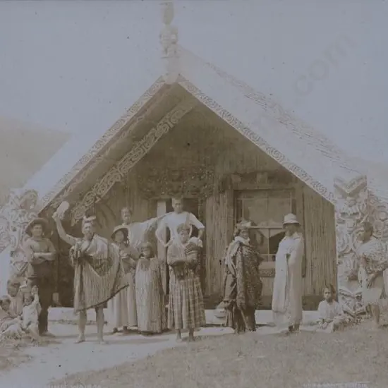 MUIR & MOODIE - photographers (1898-1916) - Maori in front of Whare
