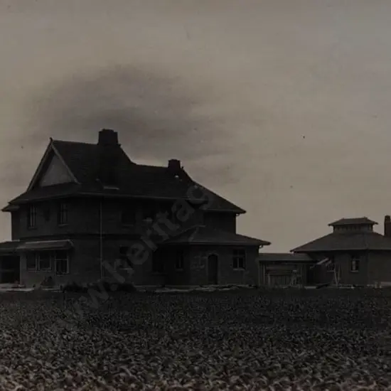 UNKNOWN - Large Country House, N.Z. - Early 20th Century