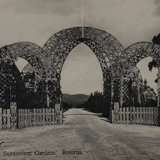 BLENCOWE, James (1871-1945) - Entrance, Sanatorium Gardens, Rotorua c.1900