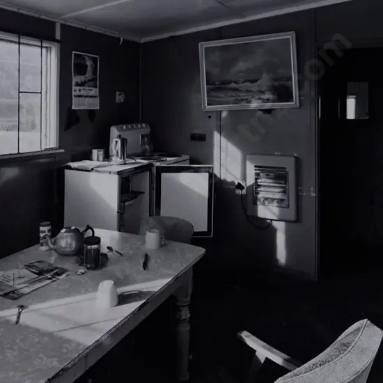 WOOTTON, Richard (1946-) - Smoko Room