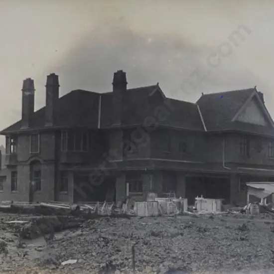 UNKNOWN Photographer - Country Homestead, new,  somewhere in New Zealand (Early 20th Century)