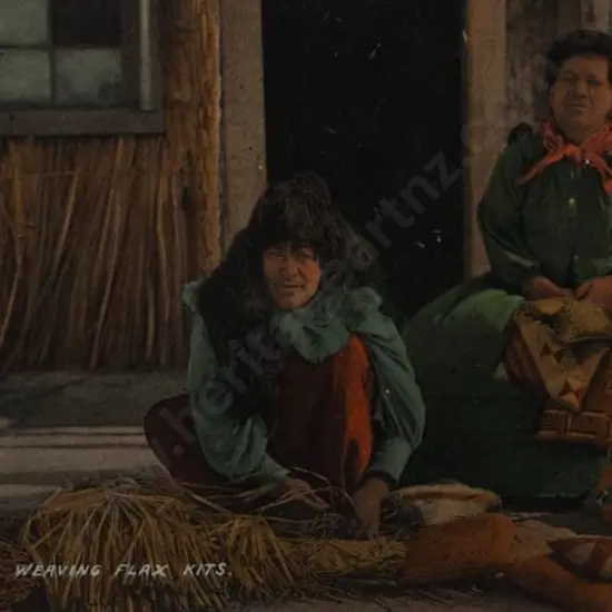 UNKNOWN - Early 20th Cent. - Maori Woman Weaving Flax Kits