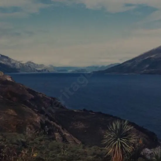 UNKNOWN - Southern Lake