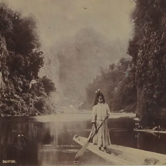 DENTON, Frank (1869-1963) - Drop Scene, Whanganui River, Maori Girl in Canoe c.1900