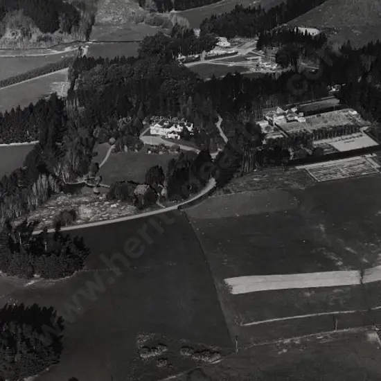 BROWNE, Victor Carlyle (1900-1980) - Aerial View of Otahuna, 11 miles from Christchurch c. 1950