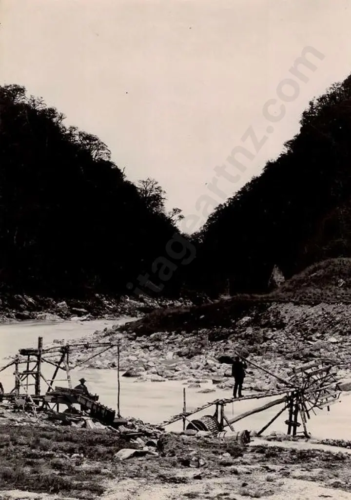 UNKNOWN - Mountain Stream Image 1++