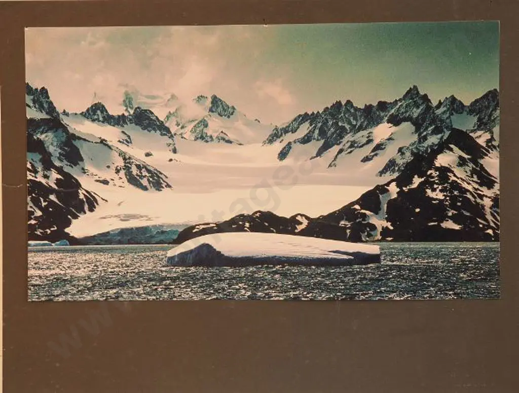 UNKNOWN - Southerm Alps with Glacier Image 1++