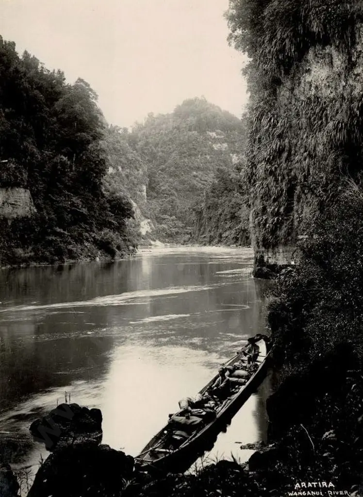 UNKNOWN - Aratira, Wanganui River, c.1900 Image 1++