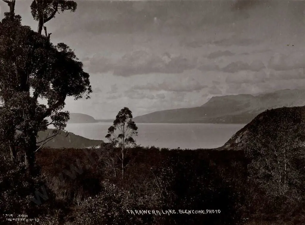 BLENCOWE, James Rasdell (1871-1945) - Tarawera Lake - Late 19th Century Image 1++