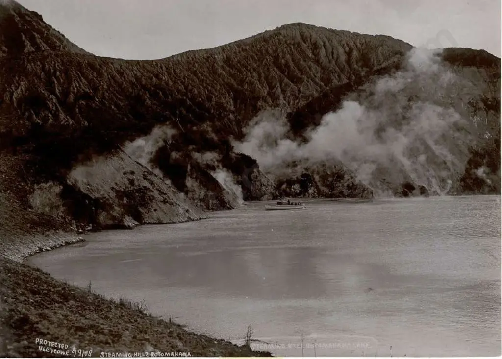 BLENCOWE, James Rasdell (1871-1945) - Steaming Hills Rotomahana, Sept 1908 Image 1++
