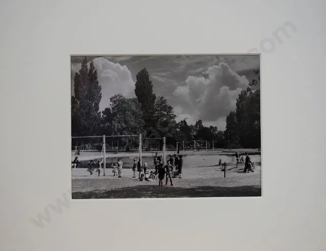 BROWNE, Victor Carlyle (1900-1980) - Botanical Gardens, Christchurch with Paddling Pool, c.1950 Image 1++