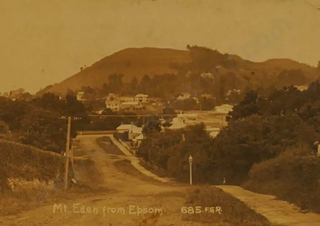 RADCLIFFE, Frederick George (1863-1923) - Mount Eden from Epsom Image 1++